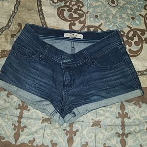 Hollister Dark Jean shorts sz.0 w24